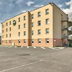 Otel Clermont-ferrand 2*