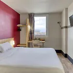 Otel Clermont-ferrand 2*