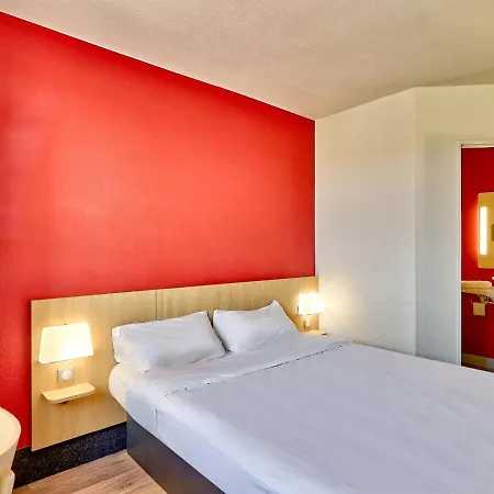 Clermont-ferrand Otel 2*